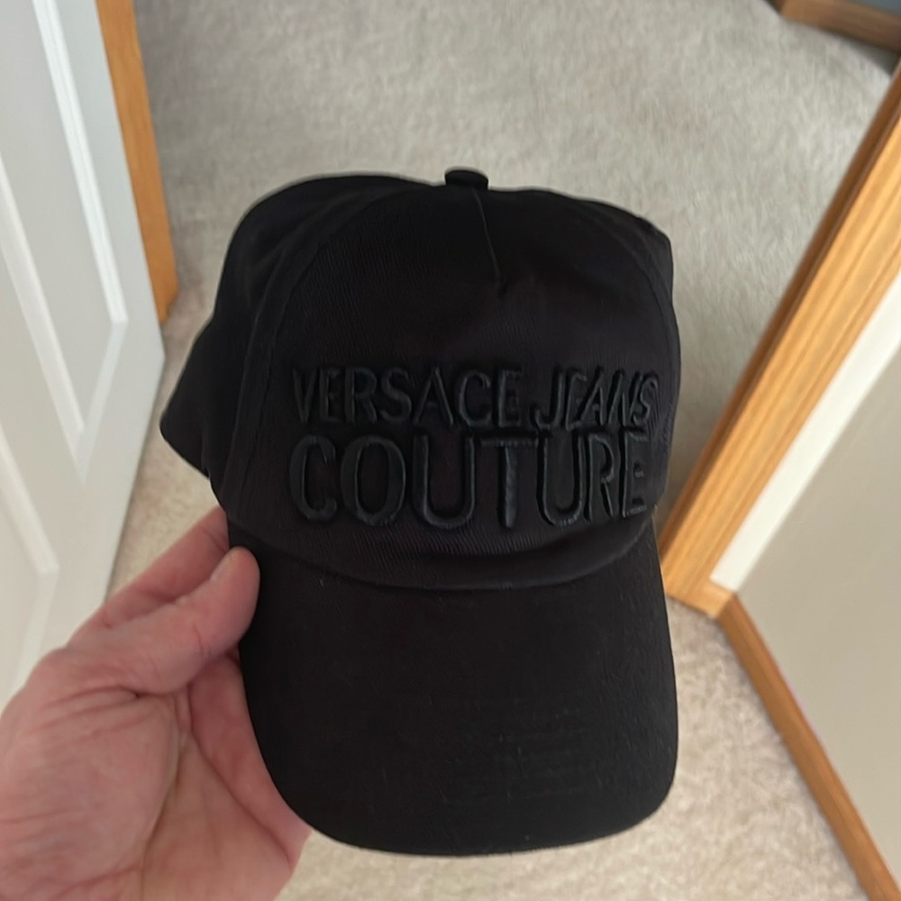 Unisex Versace Jeans Couture nearly new black hat AUTHENTIC